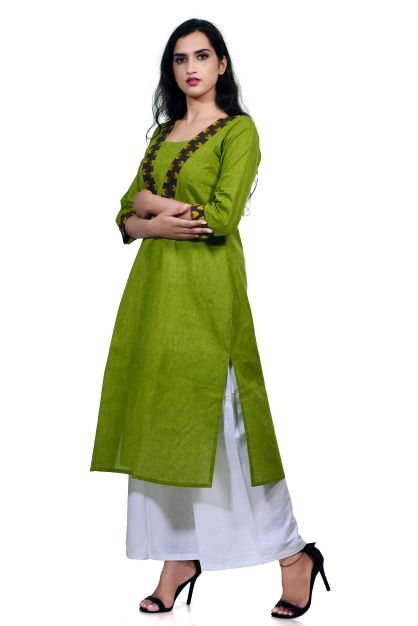 Buy MUKHAKSH (Pack of 1 Suit Set = 1 Plain Kurti + 1 Churidar) Women Ladies  Girls Dark Green Plain Kurti + Maroon Churidar Legging with String Online  at Best Prices in India - JioMart.